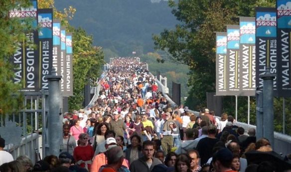 walkway-opening-day-rocco_760